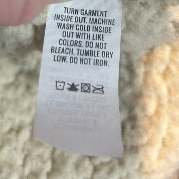 022. Aerie Offline Women's Metallic Hooded Puffer Coat Size Small - Picture 8 of 8